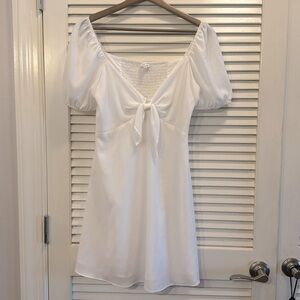 Gianni Bini White Dress size 6